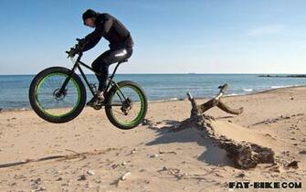 Mountain Bike Action Wallpaper