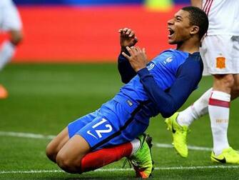 Kylian Mbappe Looks Right At Home Despite France S Young