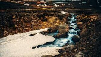 Rocky River Creek Wallpaper