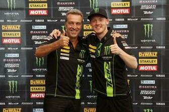 Motogp Bradley Smith Signs Tech Deal