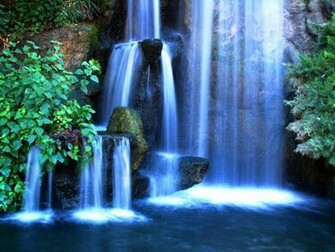 Wallpaper Waterfall