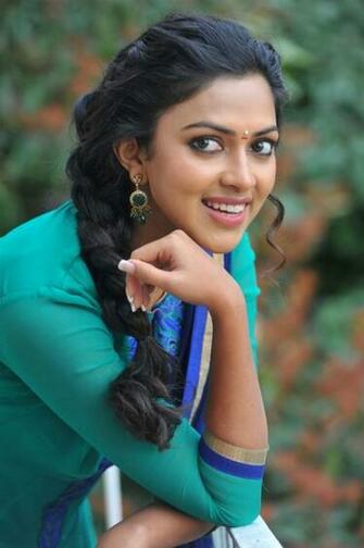 Amala Paul Desktop Wallpaper Girls