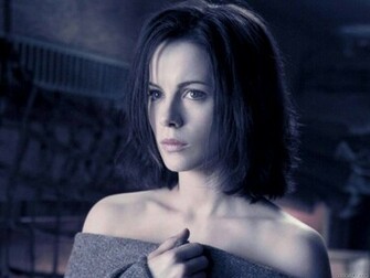 Kate Beckinsale Wallpaper