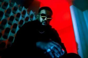 Nav On Bad Habits Going No Getting More Paparazzi Attention