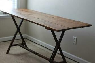 Helen And Her Daughters Vintage Wallpaper Table