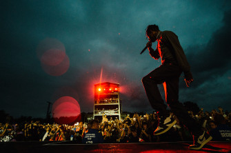 Travis Scott Desktop Concert Wallpaper