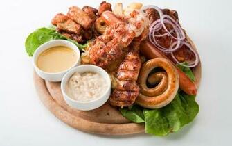 Super Ymmy Dinner For Food Lovers Wallpaper