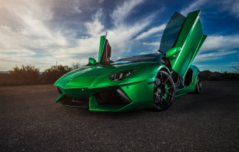 Luxury On Wheels Stunning Lamborghini In 4k 3ig9451afj1j3jml Wallpaper