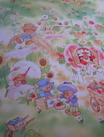 Vintage Strawberry Shortcake Wallpaper