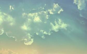 Static 8lsg8vy U5clrb29u Blue Beige Clouds Wallpaper