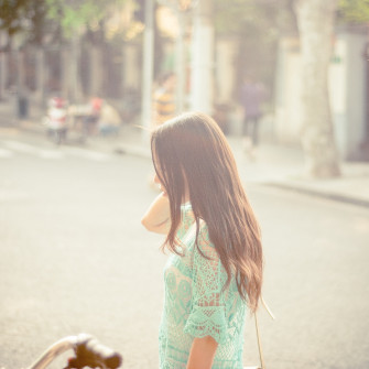 A Woman In Profile Turquoise Lacy Top By Ci Wallpaper