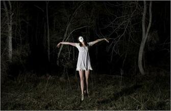 Creepywoods Haunted Forest Woman Creepy Dark Wallpaper