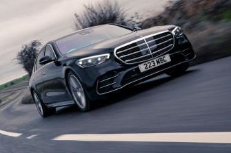Mercedes S Class S580e L Hybrid Re Playing The