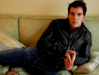 Jonathan Rhys Meyers Wallpaper