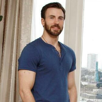 Chris Evans Photos HD Full Pictures