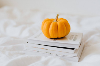 Book Aesthetic Wallpaper