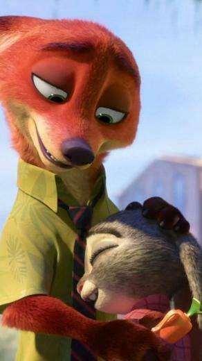 Zootopia Lock Screen Phone Wallpaper Nick Wilde Hugs Judy Hopps
