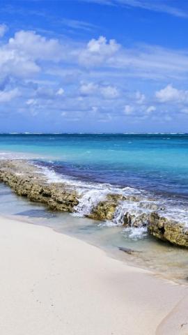 Calm Ocean Waves iPhone Wallpaper