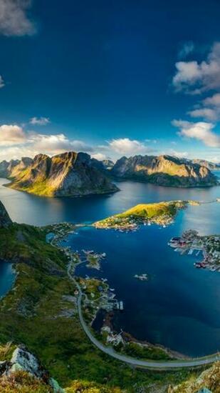 Wallpaper Reinebringen Norway Stunning Landscape
