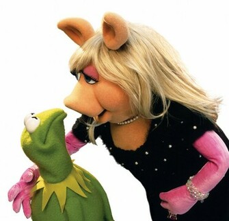 He Tries So Desperately To Hide His Love For Me Miss Piggy