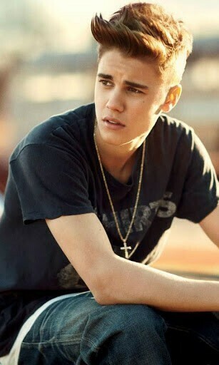 Bigger Justin Bieber Live Wallpaper For Android Screenshot