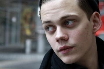 Bill Skarsgard HD Wallpaper 7wallpaper Net