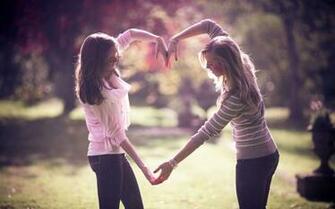 Best Friends Wallpaper