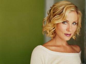 Christina Applegate Wallpaper High Resolution And Quality