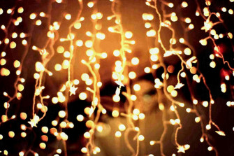 Fairy Light Wallpaper By Slevenklevra