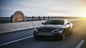 Car Wallpaper Aston Martin V8 Vantage