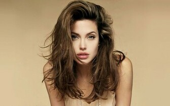 Angelina Jolie Celeb Exclusive HD Wallpaper