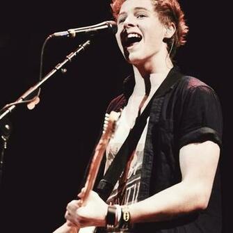 Luke Hemmings Wallpaper Imgkid The Image Kid