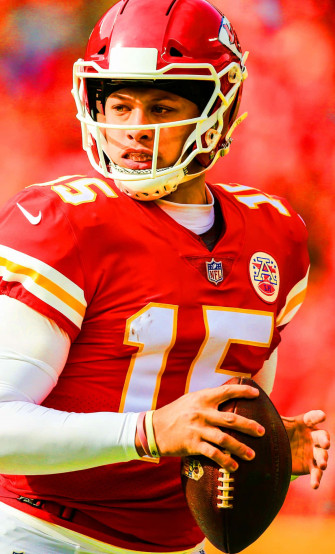 Patrick Mahomes Nfl Quarterback Phone Wallpaper