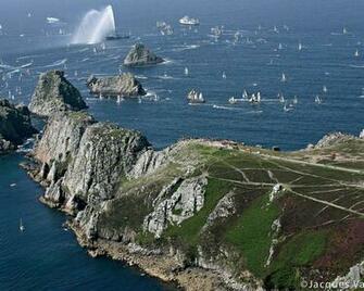 Brest Wallpaper And Background Image Net