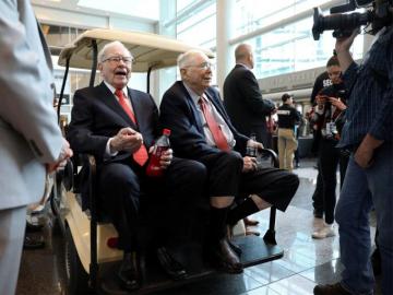 Warren Buffett Buffet Charlie Munger S Problem With