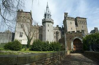 Cardiff Castle Apartments Wallpaper Travel HD