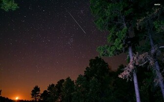 Meteor Shower Wallpaper
