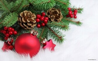Wallpaper Holiday Christmas Ornaments