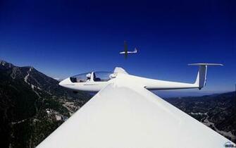 Wallpaper Soaring In A Glider X