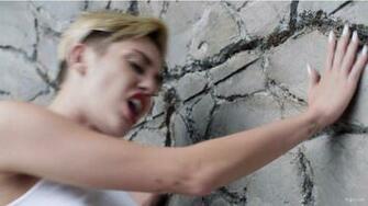 Miley Cyrus Wrecking Ball HD Wallpaper Covers