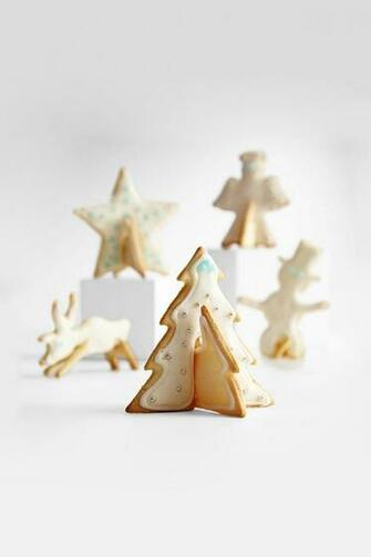 Christmas Biscuits Simply Beautiful iPhone Wallpaper