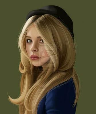 Chloe Grace Moretz Gun By