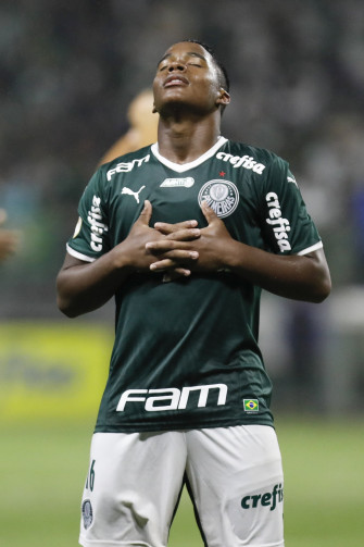Endrick Felipe Wallpaper