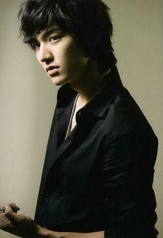 Cute Lee Min Ho Celebrities Wallpaper