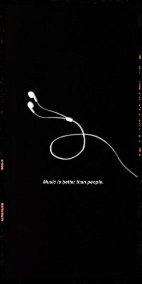 Black Phone Aesthetic Wallpaper