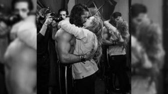 Wwe Stars Seth Rollins And Becky Lynch Confirm They Re A Couple
