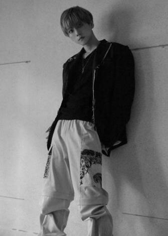 Baekhyun Stay Up Lyrics Ft Beenzino Exo