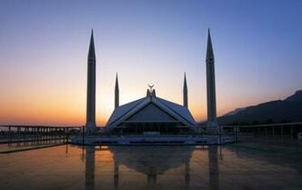 Faisal Mosque Islamabad HD Wallpaper