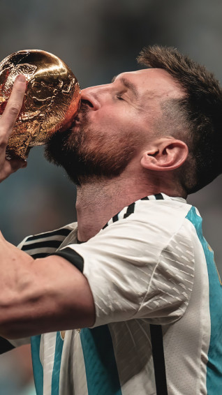 Lionel Messi Fifa World Cup Trophy Winner 4k Wallpaper iPhone