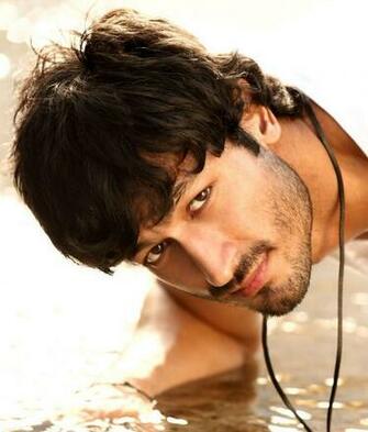 Beautiful Vidyut Jamwal Look Mobile Background Desktop HD